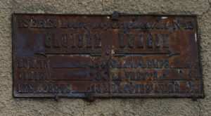 Plaque de bus au carrefour des 4 Routes